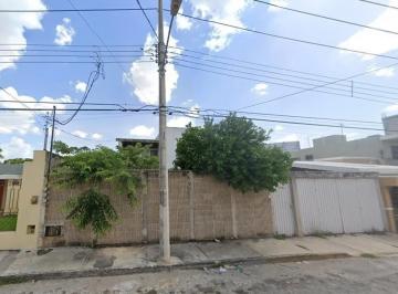 1 · Casa en Venta en Villas del Sol, Merida, Oficina o Casa Habitacion, 4 Recamaras