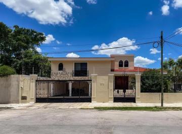 1 · Casa en Venta en Esquina en Merida, Colonia Mexico