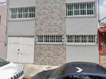 Nave industrial de 7 habitaciones, Ecatepec de Morelos · Oportunidad Logística: Propiedad con Nave Industrial (10.7 m Altura) + 7 Oficina