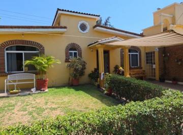 Casa · 1200m² · 8 Recámaras · 2 Estacionamientos · Casa Comercial en Lomas de Cortés Cuernavaca - Maz - 2668 - Cc