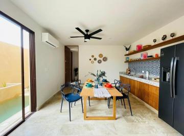 1 · Casa en Venta en San Benito Beach en Mérida Yucatán