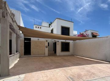 Casa de 4 habitaciones, Mérida · Casa de 4 Habitaciones con Paneles Solares en Gran Santa Fe