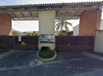 Casa en Venta de 3 habitaciones Fraccionamiento Residencial Country · Venta de Casa en Juitepec Morelos