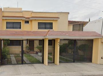 Casa de 4 habitaciones, Querétaro · Venta de Casa en Queretaro Santiago de Queretaro Col Colinas del Cimatario