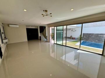 68ef08d107d51511303958c5a4c25020dfb324ad5035b9303c332c96c22144e4 · Casa en Renta en Veracruz Fracc. Lomas Diamante con Paneles Solares