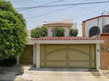 Casa de 4 habitaciones, Querétaro · Venta de Casa en Queretaro Santiago de Queretaro Col Colinas del Cimatario