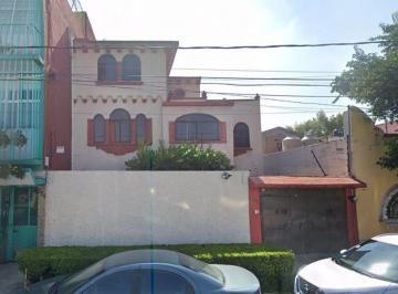 Casa de 4 habitaciones, Azcapotzalco · Vendo Casa con 238 m², en Col. Claveria, Cerca de Avs Principales. “remate Bancario”.