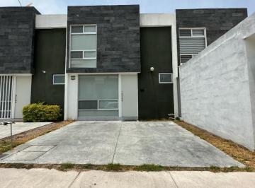 1 · Casa en Renta en Bosque Sereno Al Poniente de Aguascalientes