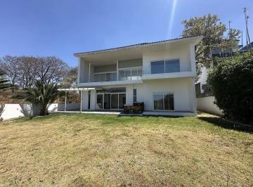 Casa · 750m² · 8 Estacionamientos · Casa en Renta Rancho San Juan, Atizapán