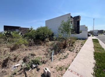 Terreno / Lote · 300m² · Terreno Interior en Venta 300 m² en Privada Agata, Zibata. Precio m² Competitivo