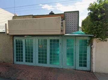 Casa de 3 habitaciones, Texcoco · Casa en Venta en San Lorenzo, Texcoco de Mora, Estado de Mexico