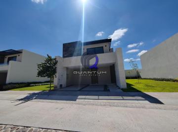 Casa · 195m² · 3 Recámaras · 2 Estacionamientos · Casa en Venta Aguascalientes Zona Poniente
