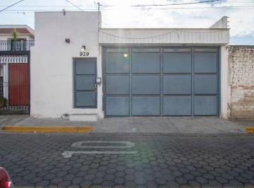 Casa de 4 habitaciones, Zapopan · Casa en Venta en La Tuzania, Zapopan