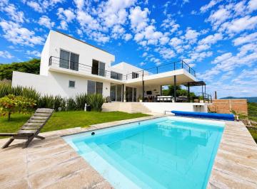 Casa de 4 habitaciones, Tuxcueca · Casa en Venta a Pie del Lago de Chapala Tuxcueca Jalisco