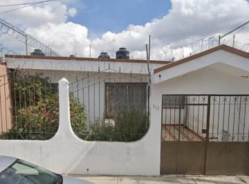 Casa de 3 habitaciones, Toluca · Venta de Casa en Estado de Mexico Toluca de Lerdo Col Barrio de San Bernardo