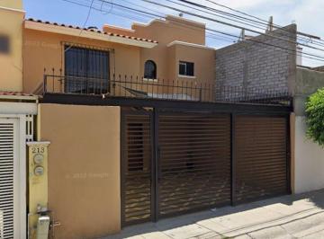 Casa de 3 habitaciones, León · Venta de Casa Leon Guanajuato Arboledas de Ibarrilla