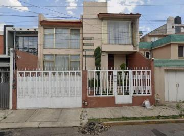 Casa de 3 habitaciones, Toluca · Venta de Casa en Toluca Col Valle de Don Camilo Edo Mex