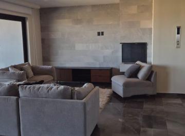 Departamento · 182m² · 2 Recámaras · 2 Estacionamientos · Amueblado en Sequoia