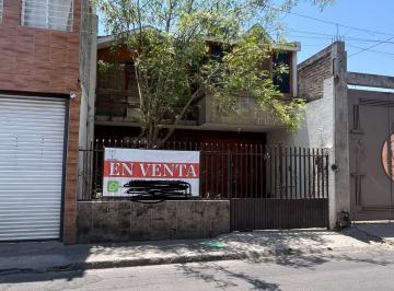 Casa de 4 habitaciones, León · Casa Comercial en Venta en El Coecillo