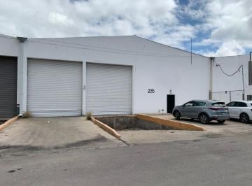 Bodega comercial , San Luis Potosí · Bodega en Renta en Zona Industrial en San Luis Potosi con Área de Oficina.
