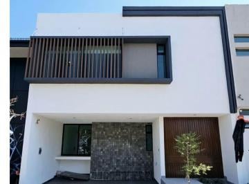 Casa de 4 habitaciones, Zapopan · Casa en Venta en Zanthe Solares