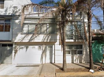 Casa de 3 habitaciones, Nezahualcóyotl · Remate/venta de Grande Casa en Fracc. Benito Juarez, Nezahualcoyotl, Estado de México. Solo Recursos