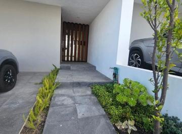 Casa en Venta de 4 habitaciones Zibatá · Casa en Venta, Condominio Arven, Fraccionamiento Zibatá, Queretaro.
