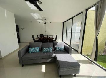 Casa de 3 habitaciones, Mérida · Casa en Venta en Gran San Pedro Cholul Al Norte de Mérida