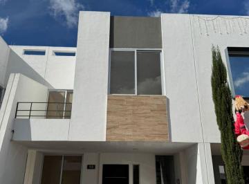 Casa de 3 habitaciones, Zapopan · Casa en Venta en Belissimo Hábitat Residencial – Juan Gil Preciado