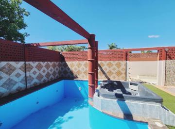 Casa · 453m² · 6 Recámaras · 3 Estacionamientos · Casa en Venta Lista Para Entrar 6 Recamaras Merida Centro (Avc - 2814)
