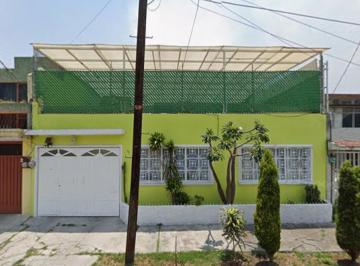 Casa de 3 habitaciones, Tlalnepantla de Baz · Casa en Venta en Valle Ceylan, Tlalnepantla