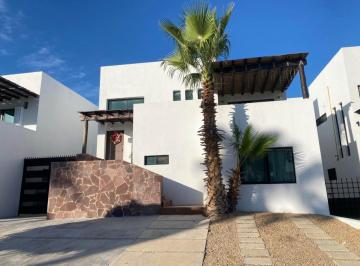 Casa en condominio de 3 habitaciones, Los Cabos · Casa en Renta en Cabo San Lucas | 3 Recámaras en Cumbres del Tezal | Amueblada