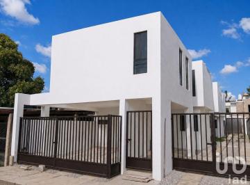 Casa · 96m² · 3 Recámaras · 2 Estacionamientos · Casa en Venta Col Lazaro Cardenas Tampico Tamaulipas
