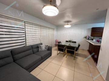 Casa · 118m² · 3 Recámaras · 2 Estacionamientos · Casa en Venta en Privadas Borneo, Apodaca, N. L