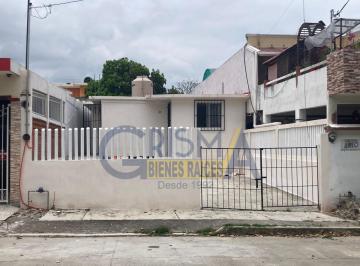 Casa · 81m² · 3 Recámaras · 2 Estacionamientos · Casa en Venta en Casa Bella
