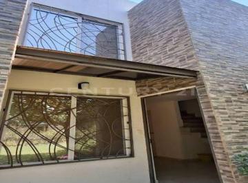 Casa en condominio de 2 habitaciones, Yautepec · Casa con Alberca en Yautepec