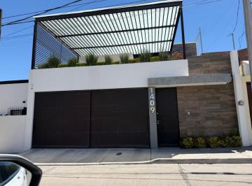 Casa de 4 habitaciones, Aguascalientes · Casa en Renta Moderna Amueblada Al Norte