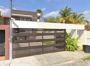 Casa de 5 habitaciones, Mérida · Oportunidad de Inversión | Remate Bancario en Montes de Amé, Mérida