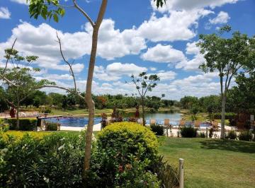 Terreno / Lote · 180m² · Lotes Residenciales en Residencial Altozano La Nueva Mérida