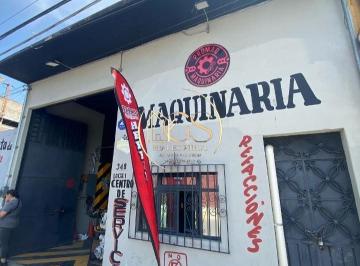 Bodega comercial · 348m² · 1 Recámara · 2 Estacionamientos · Bodega en Venta Calle Ignacio Camargo Celaya