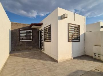 Casa · 105m² · 1 Estacionamiento · Casa - Hacienda Viñedos