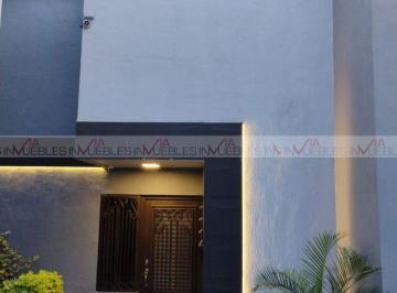 Casa · 90m² · 2 Recámaras · 2 Estacionamientos · Casa en Renta en Las Cumbres