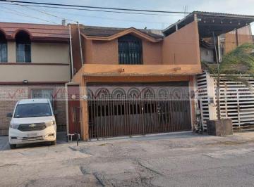 Casa · 121m² · 2 Recámaras · 1 Estacionamiento · Casa en Venta en Rivera de Linda Vista