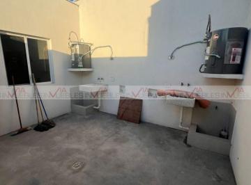 Local comercial de 1 habitación, Monterrey · Local Comercial en Renta en Monterrey
