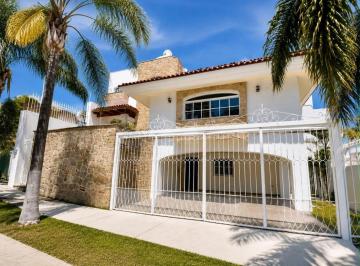 Casa en condominio de 3 habitaciones, Zapopan · Casa en Venta | Bugambilias | 2da Sección