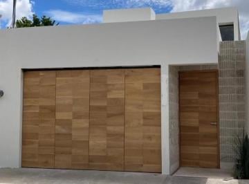 Casa · 206m² · 3 Recámaras · 1 Estacionamiento · Venta Casa 3 Recs, Alberca y Estacionamiento Zona García Ginerés, en Mérida Yuc. - (4)