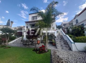 Casa · 306m² · 4 Recámaras · 4 Estacionamientos · Residencia en Venta en Villas del Mesón Juriquilla - (4)
