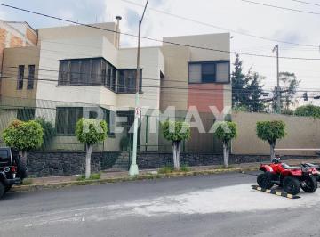 Casa · 355m² · 3 Recámaras · 3 Estacionamientos · Casa en Venta en Calzada de Las Aguilas - (4)