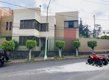Casa · 355m² · 3 Recámaras · 3 Estacionamientos · Casa en Venta en Calzada de Las Aguilas - (4)
