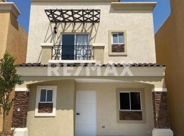 Casa · 81m² · 2 Recámaras · 2 Estacionamientos · Casa Nueva en Privada 2 Recamaras 1 1/2 Baños Terraza y Amenidades - (4)